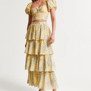 Drama Tiered Maxi Skirt & Puff Sleeve Top Abercrombie